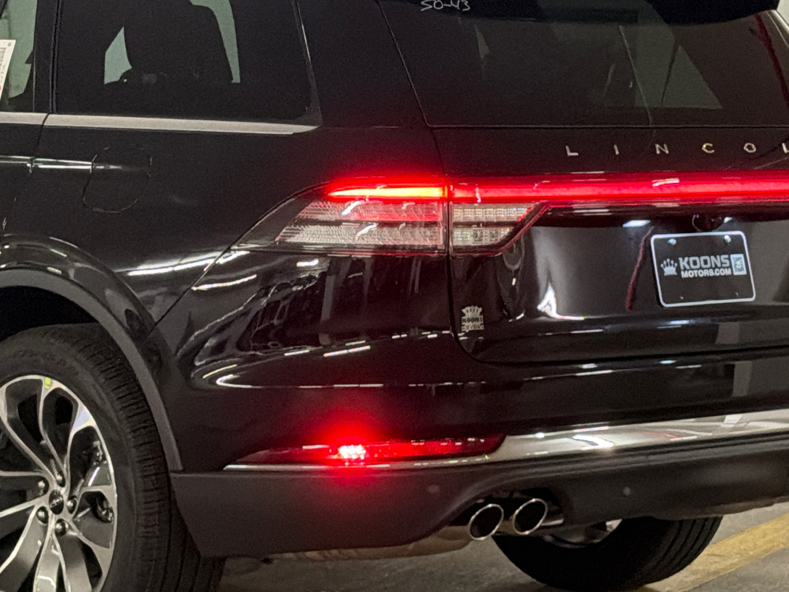 New 2027 Lincoln Aviator Reserve AWD/4WD image 7