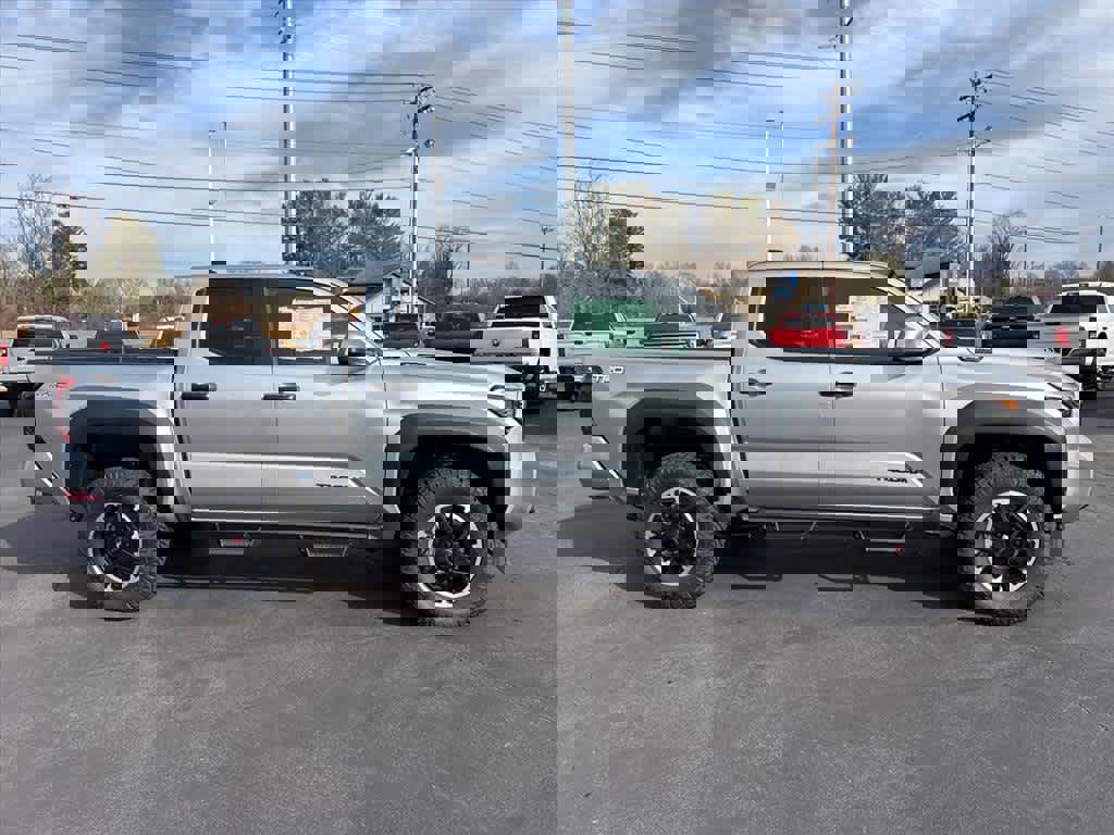 New 2025 Toyota Tacoma TRD Off-Road image 2