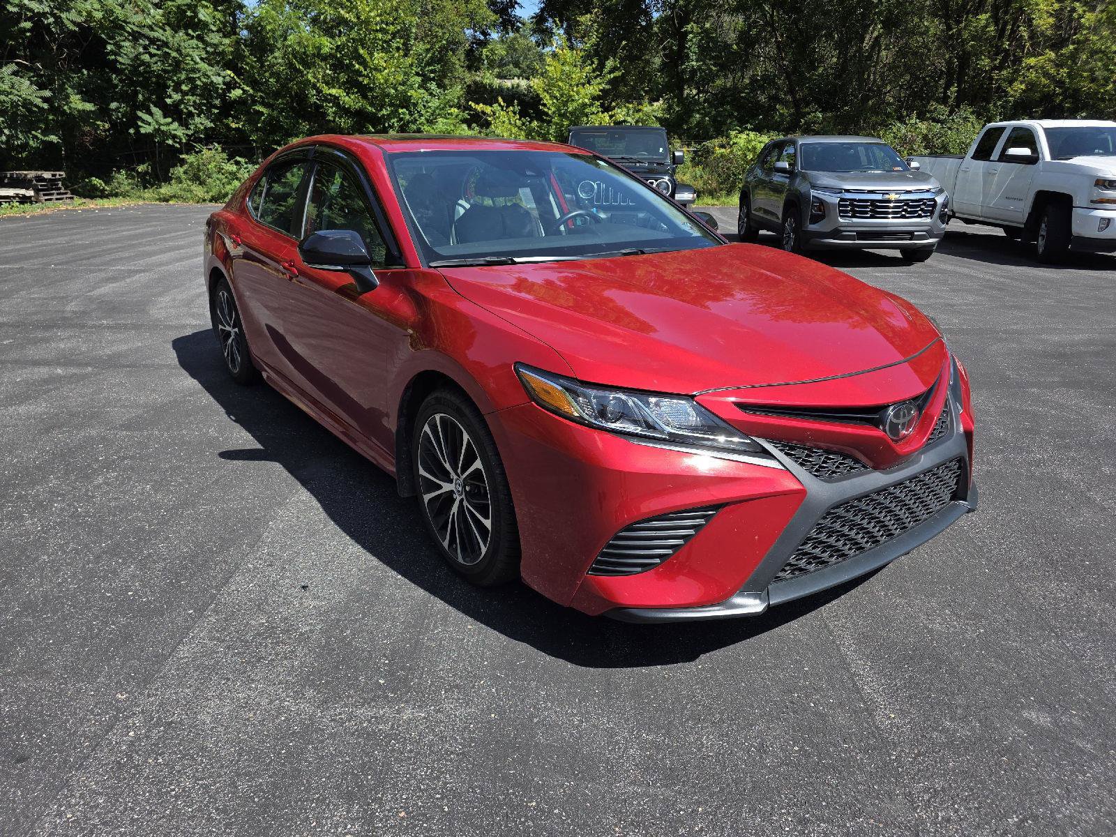 Used 2019 Toyota Camry SE w/ Audio Package