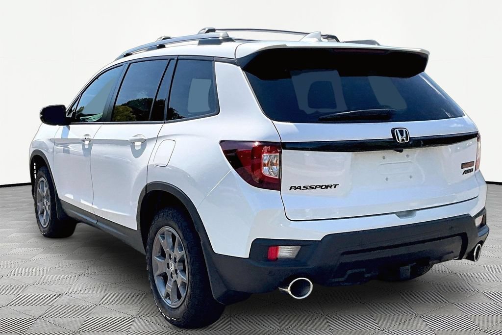 Used 2024 Honda Passport TrailSport image 5