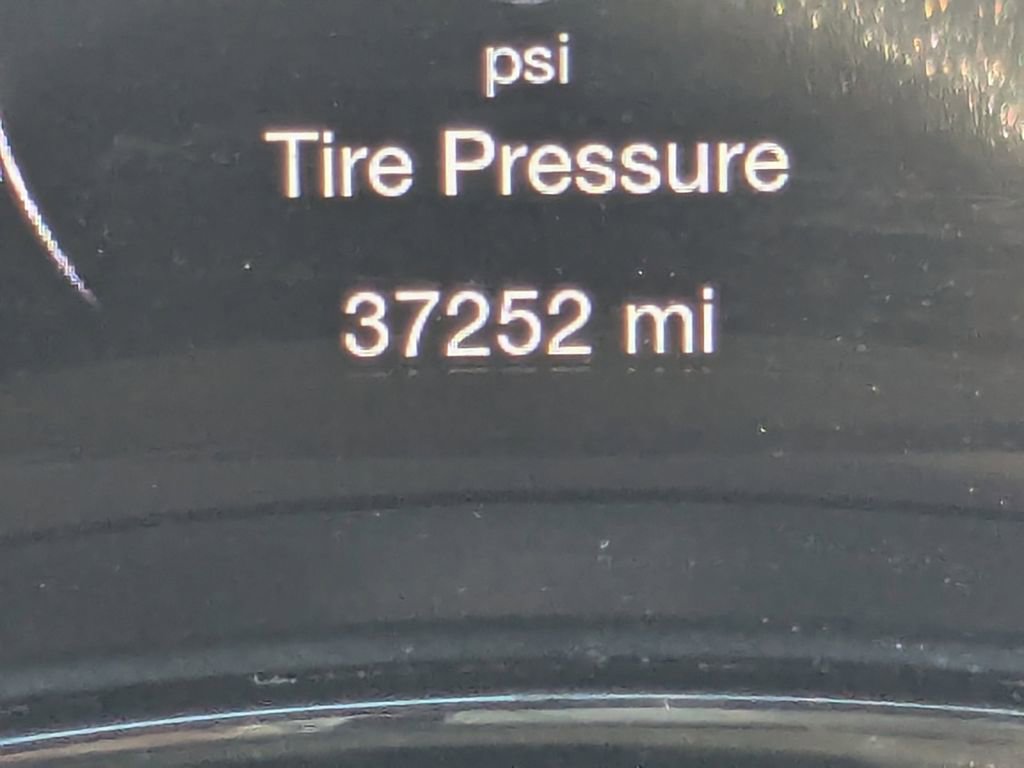 Used 2023 Dodge Durango GT image 15