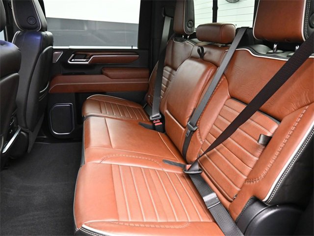 Used 2025 GMC Sierra 2500 Denali Ultimate image 18