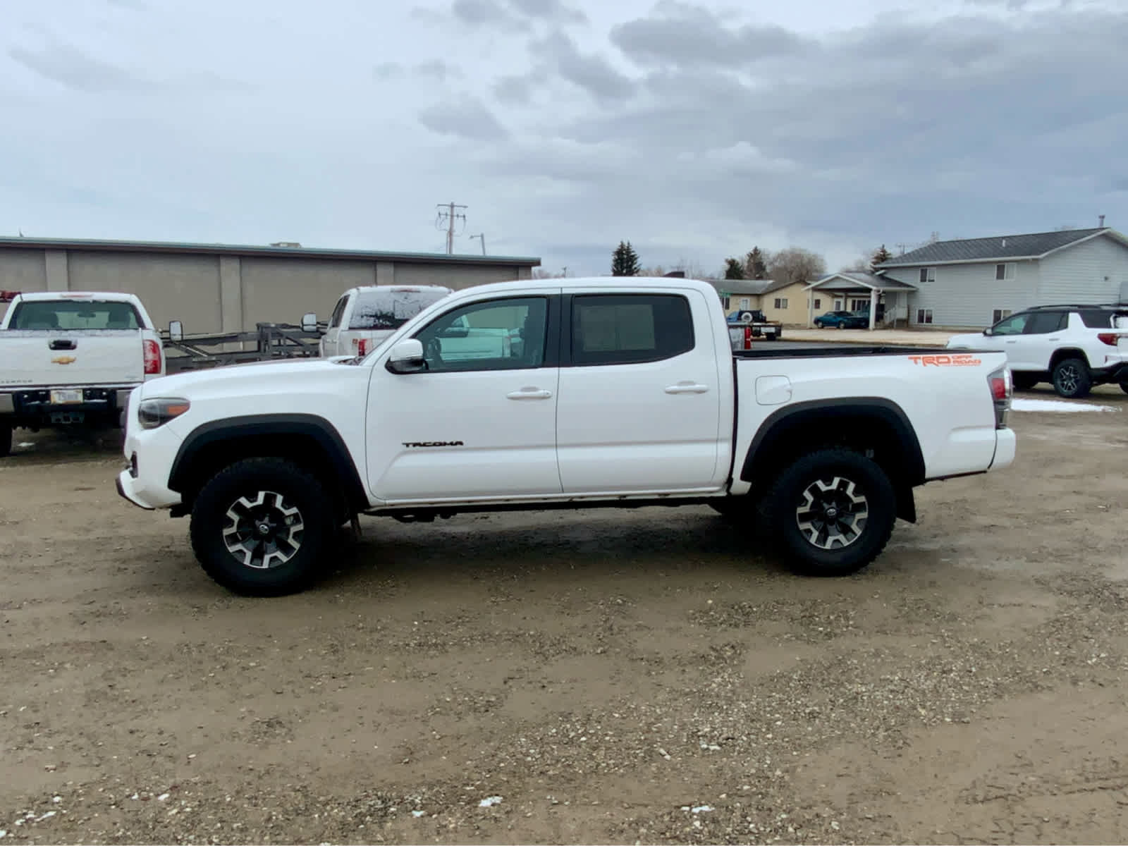 Used 2023 Toyota Tacoma TRD Off-Road w/ Technology Package image 2