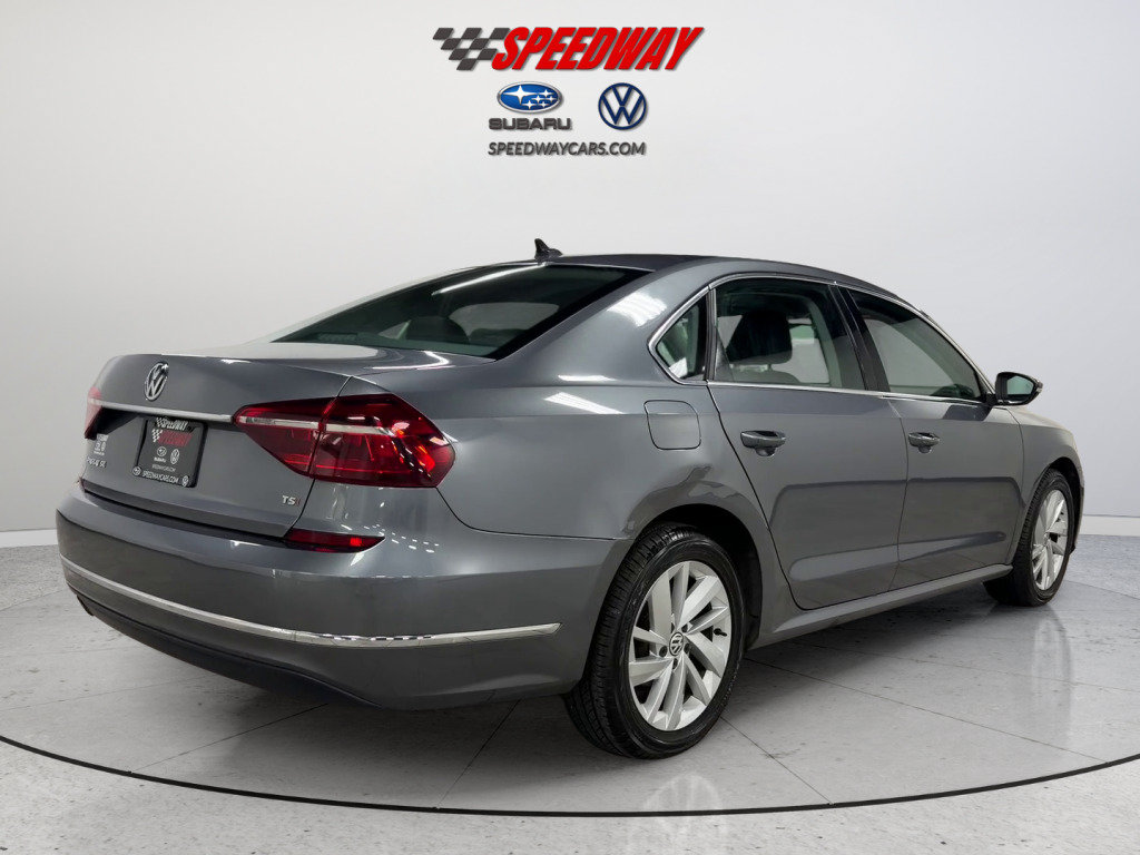 Used 2018 Volkswagen Passat 2.0T SE FWD image 6