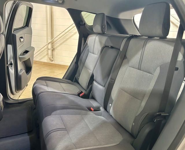 Used 2020 Chevrolet Blazer LT FWD image 12