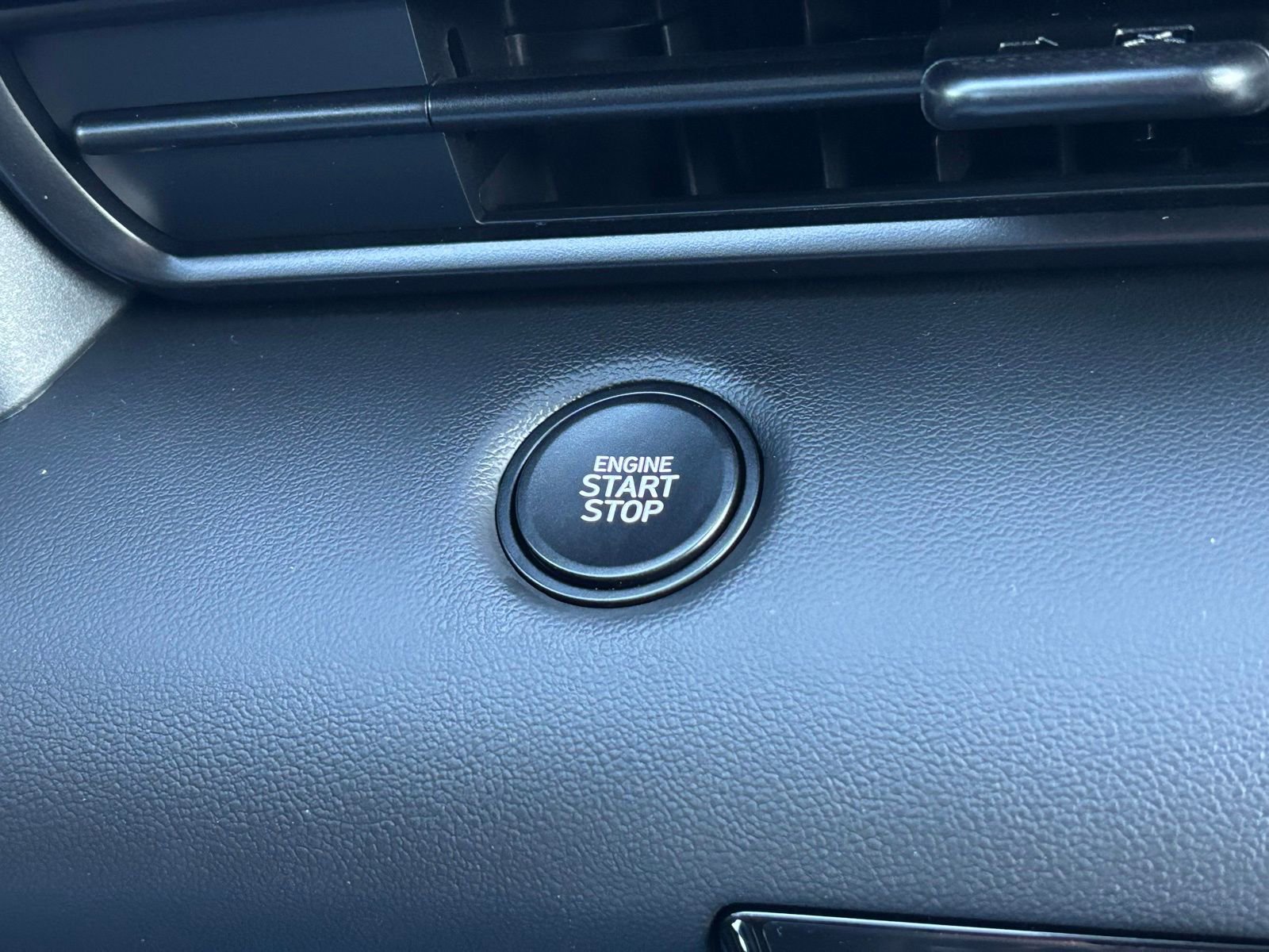 New 2026 Hyundai Elantra Sport w/ Cargo Package image 17