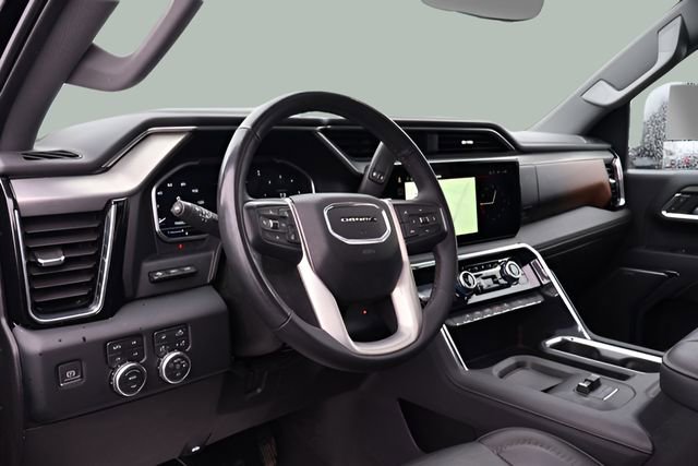 Used 2024 GMC Sierra 2500 Denali w/ Technology Package AWD/4WD image 12