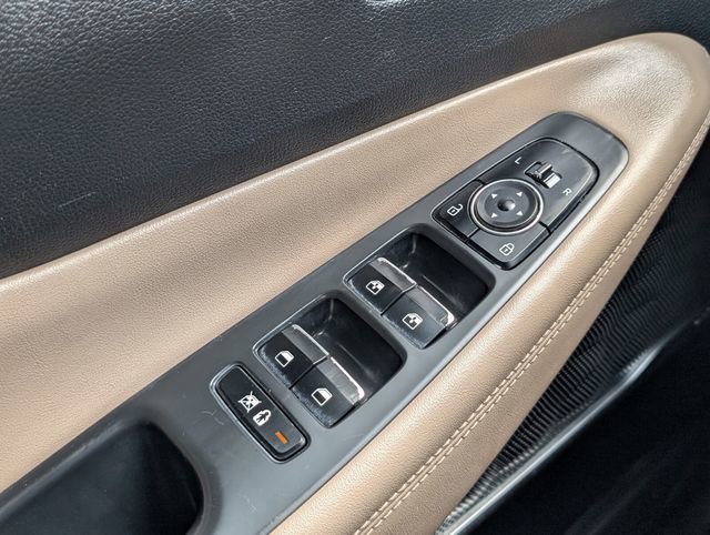 Used 2020 Hyundai Santa Fe SEL w/ Convenience + Premium Package FWD image 26