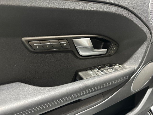 Used 2015 Land Rover Range Rover Evoque Pure Plus AWD/4WD image 36