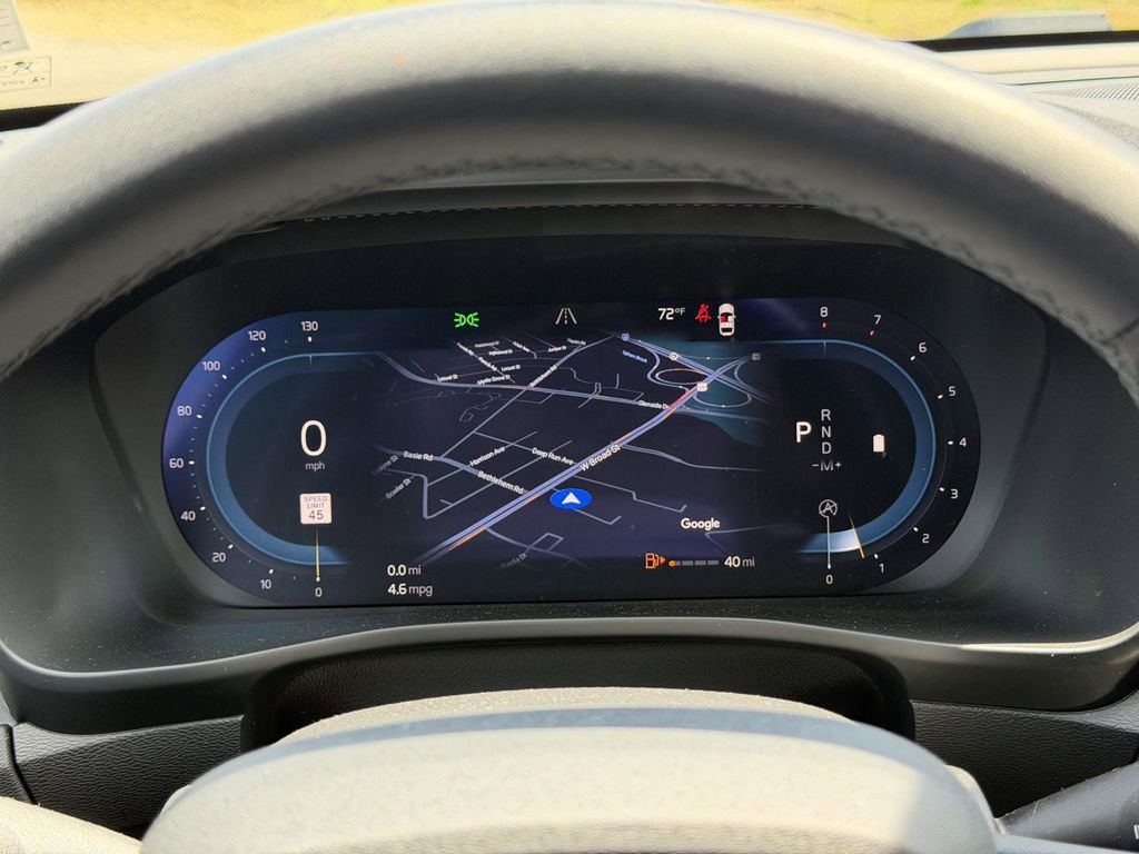 Certified 2025 Volvo XC40 B5 Ultra w/ Climate Package AWD/4WD image 10