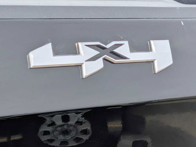 Used 2022 GMC Sierra 1500 Elevation w/ LPO, Elevation Black Package image 14