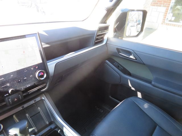 Used 2024 Lexus GX 550 Overtrail image 26