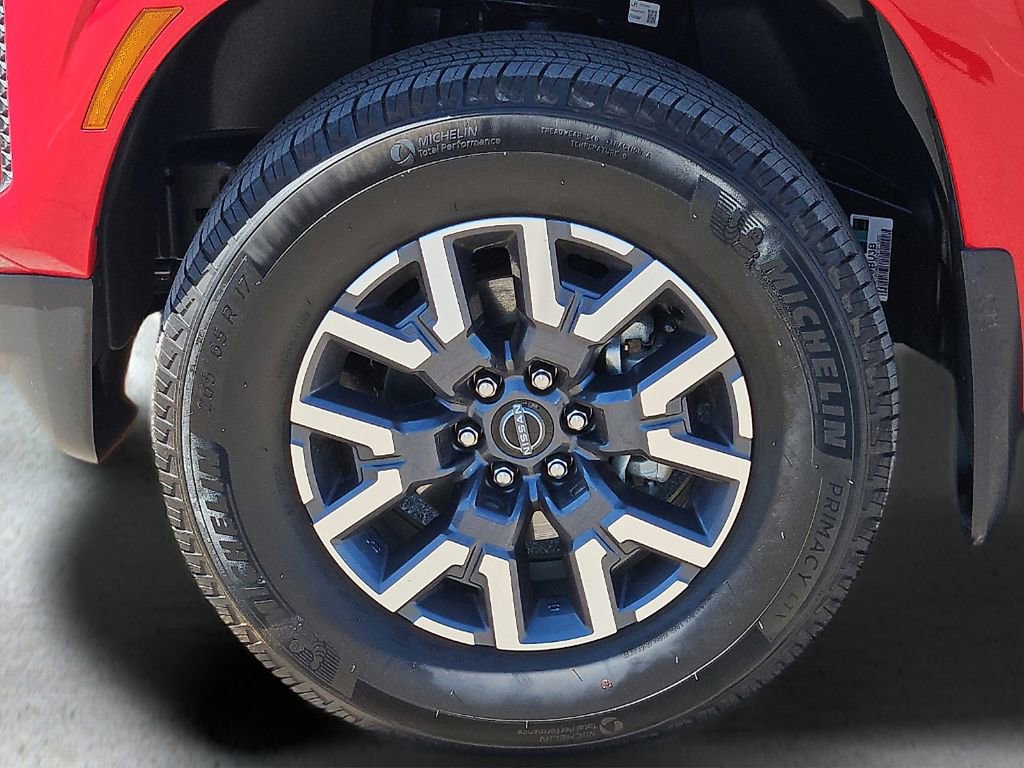 Used 2024 Nissan Frontier SL AWD/4WD image 10