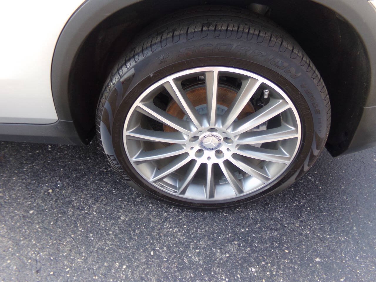 Used 2016 Mercedes-Benz GLC 300 image 39