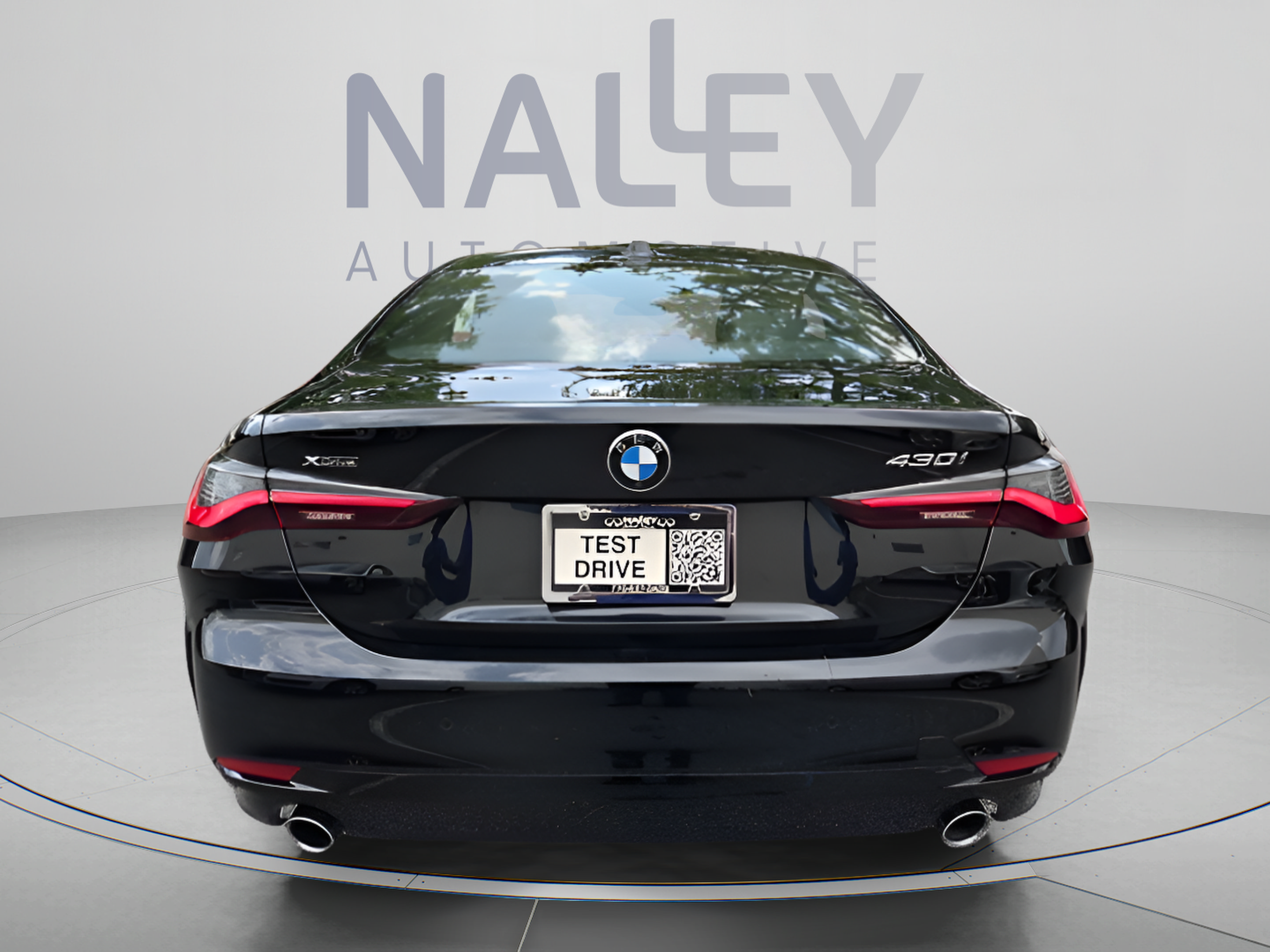Used 2026 BMW 430i xDrive Coupe w/ Premium Package AWD/4WD image 3