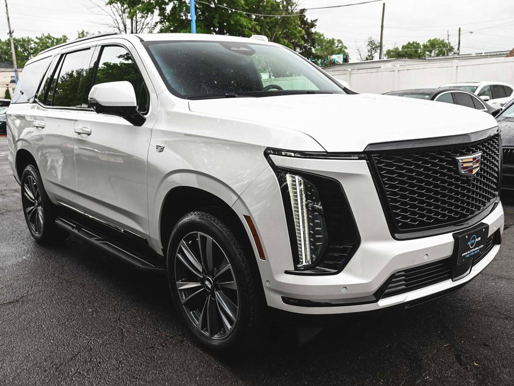 Used 2025 Cadillac Escalade Sport image 3