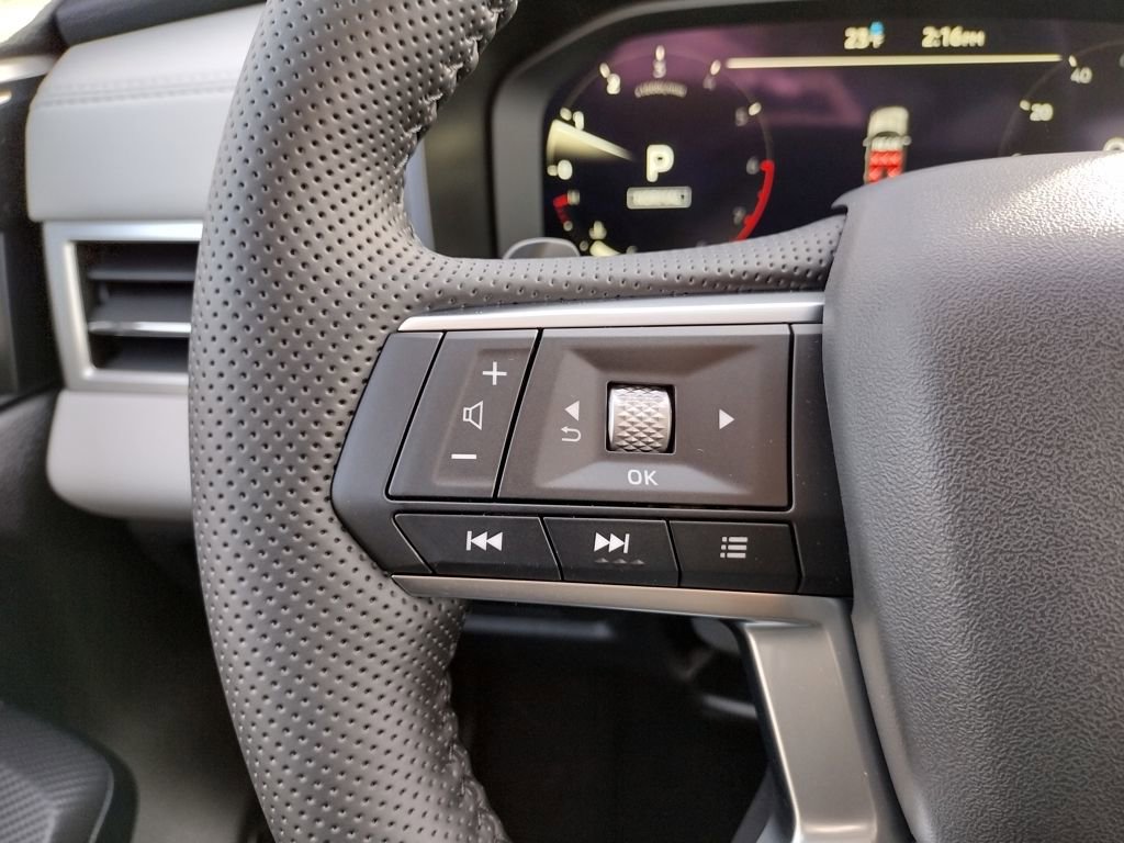 New 2026 Mitsubishi Outlander SE image 28