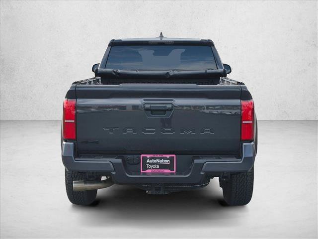 Certified 2025 Toyota Tacoma TRD Off-Road AWD/4WD image 6