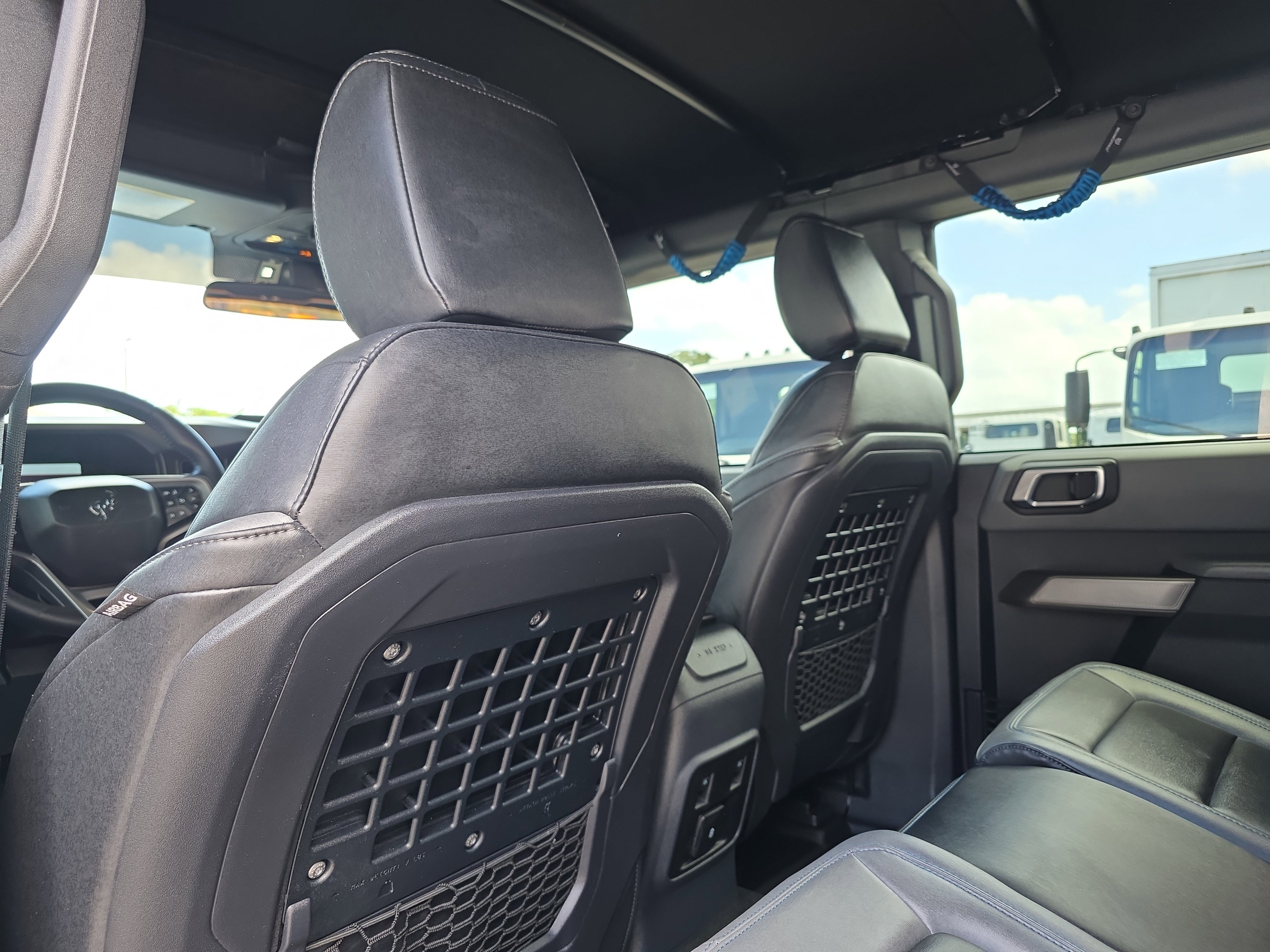 Used 2022 Ford Bronco Black Diamond image 16