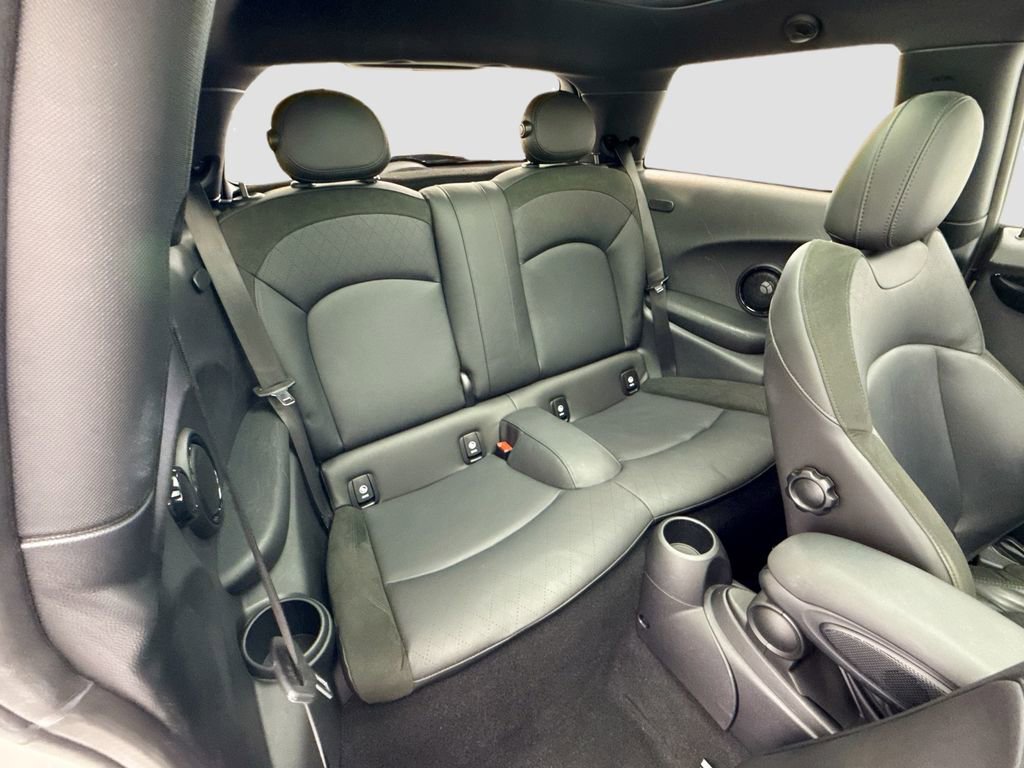 Certified 2022 MINI Cooper S image 25