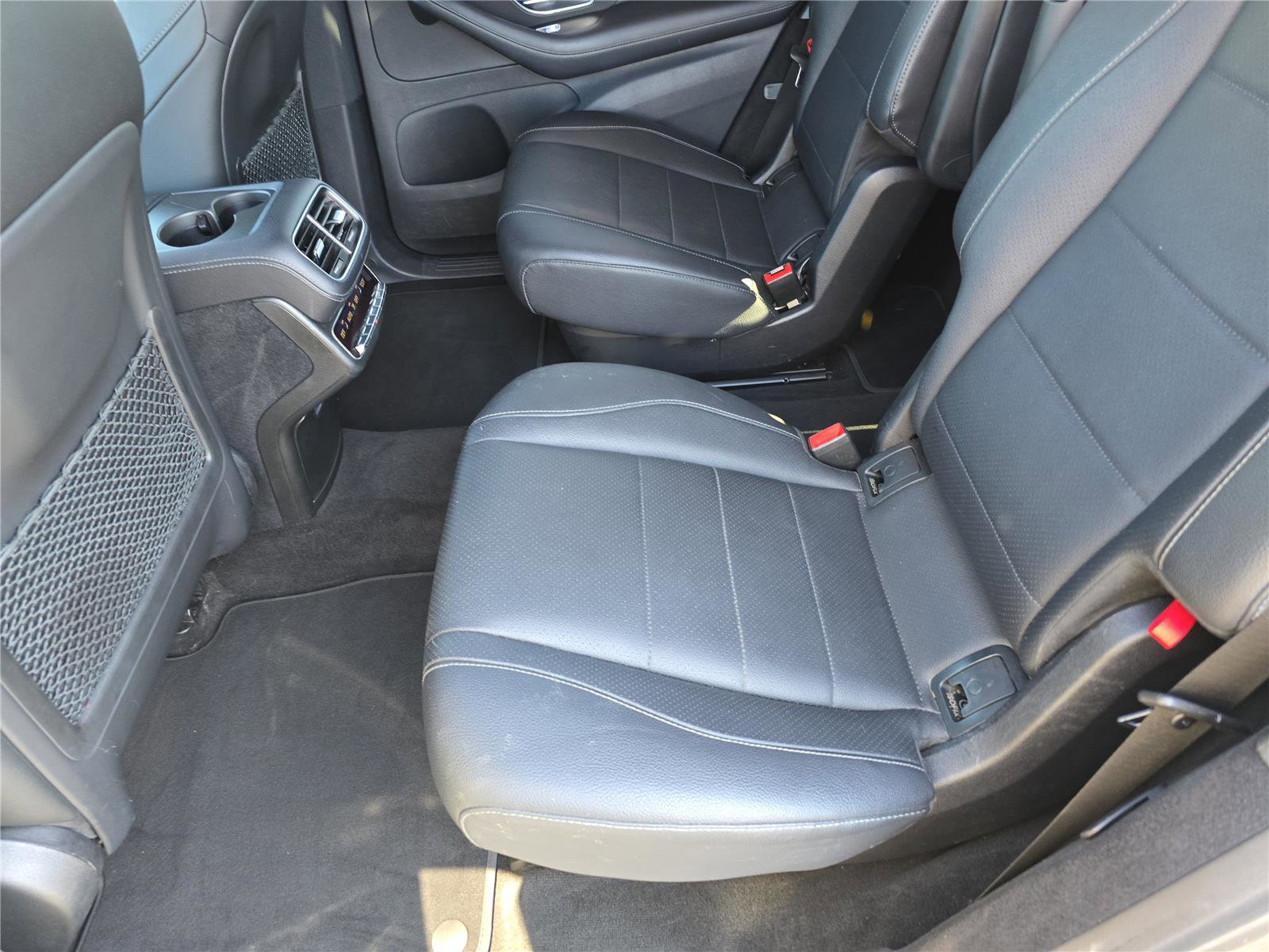 Used 2021 Mercedes-Benz GLS 450 4MATIC image 16