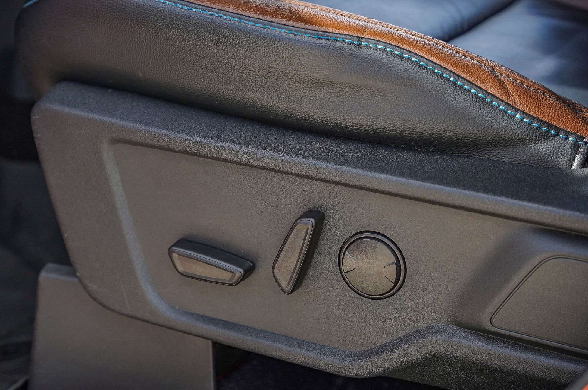 Used 2022 Ford Bronco Outer Banks image 25