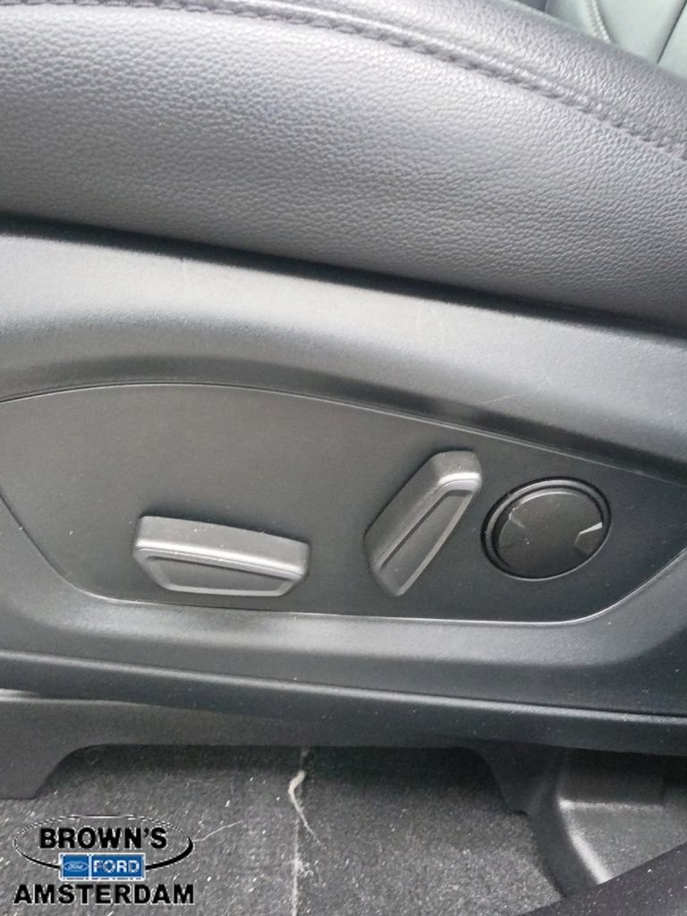 Used 2022 Ford Explorer Limited RWD image 10
