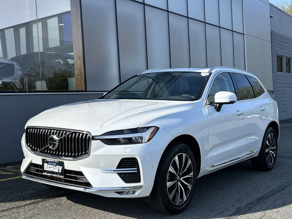 Used 2023 Volvo XC60 B5 Plus w/ Climate Package