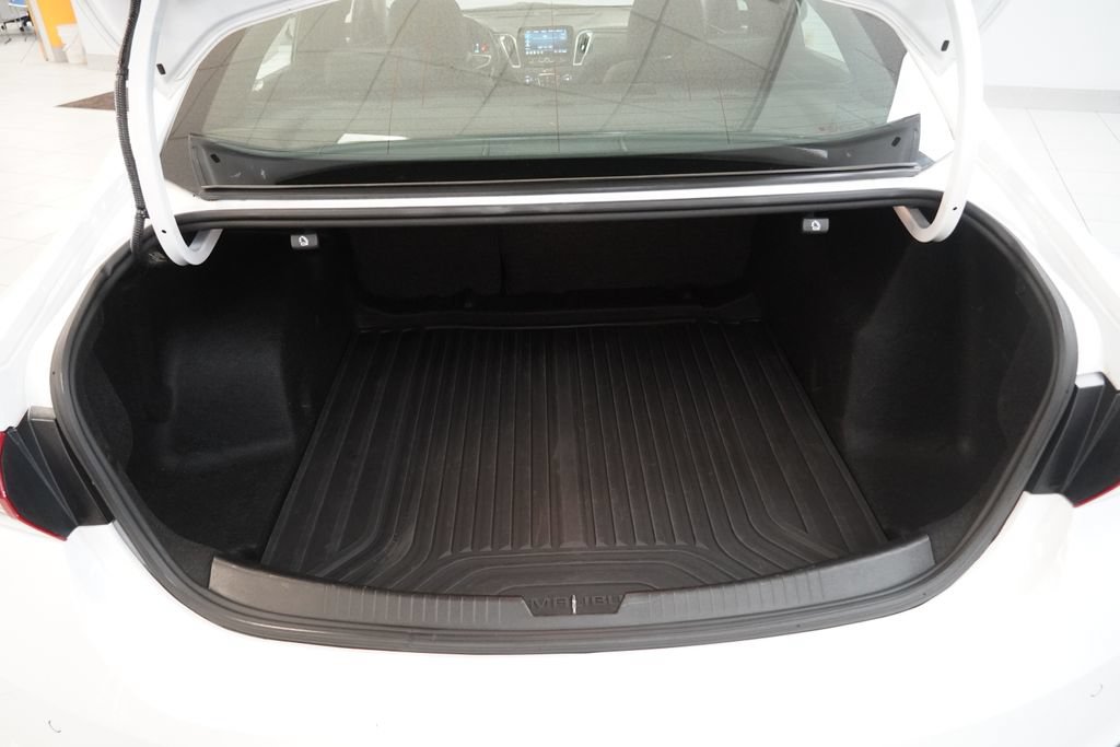 Used 2023 Chevrolet Malibu LT w/ Driver Confidence Package FWD image 12