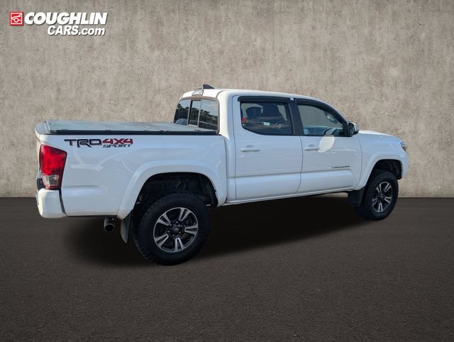 Used 2016 Toyota Tacoma TRD Sport w/ Towing Package AWD/4WD image 8