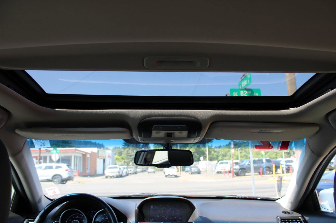 Used 2012 Acura TL w/ Technology Package FWD image 11