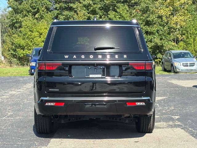 Used 2023 Jeep Wagoneer 4WD w/ Convenience Group I image 40