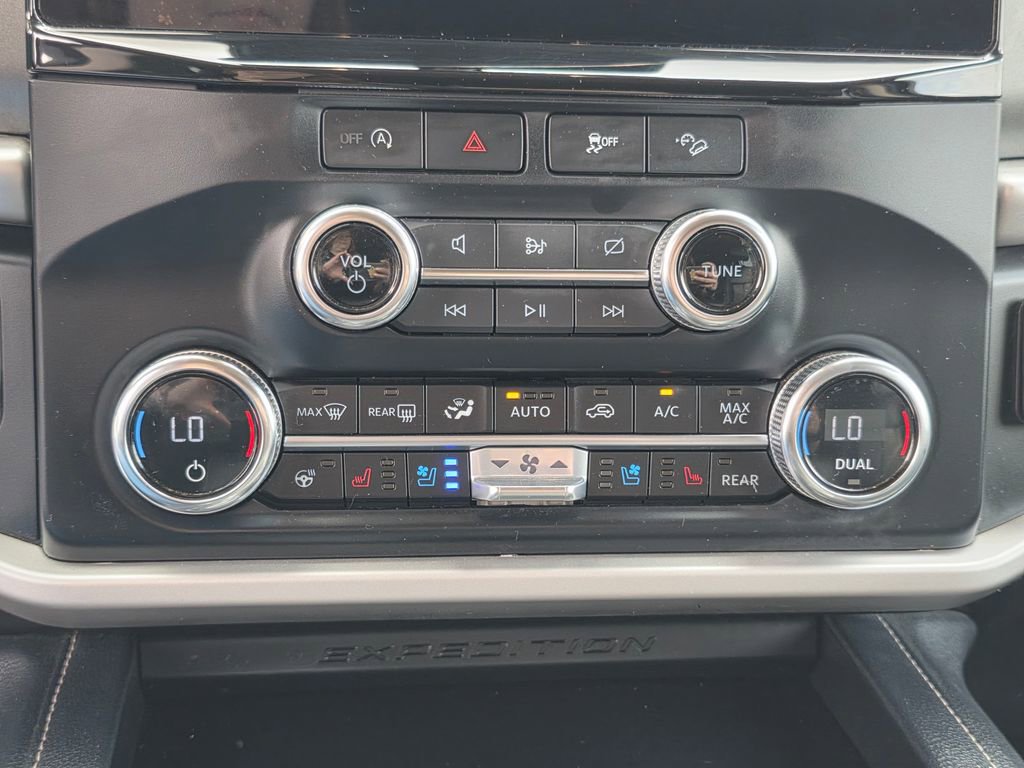 Used 2023 Ford Expedition Max XLT AWD/4WD image 25