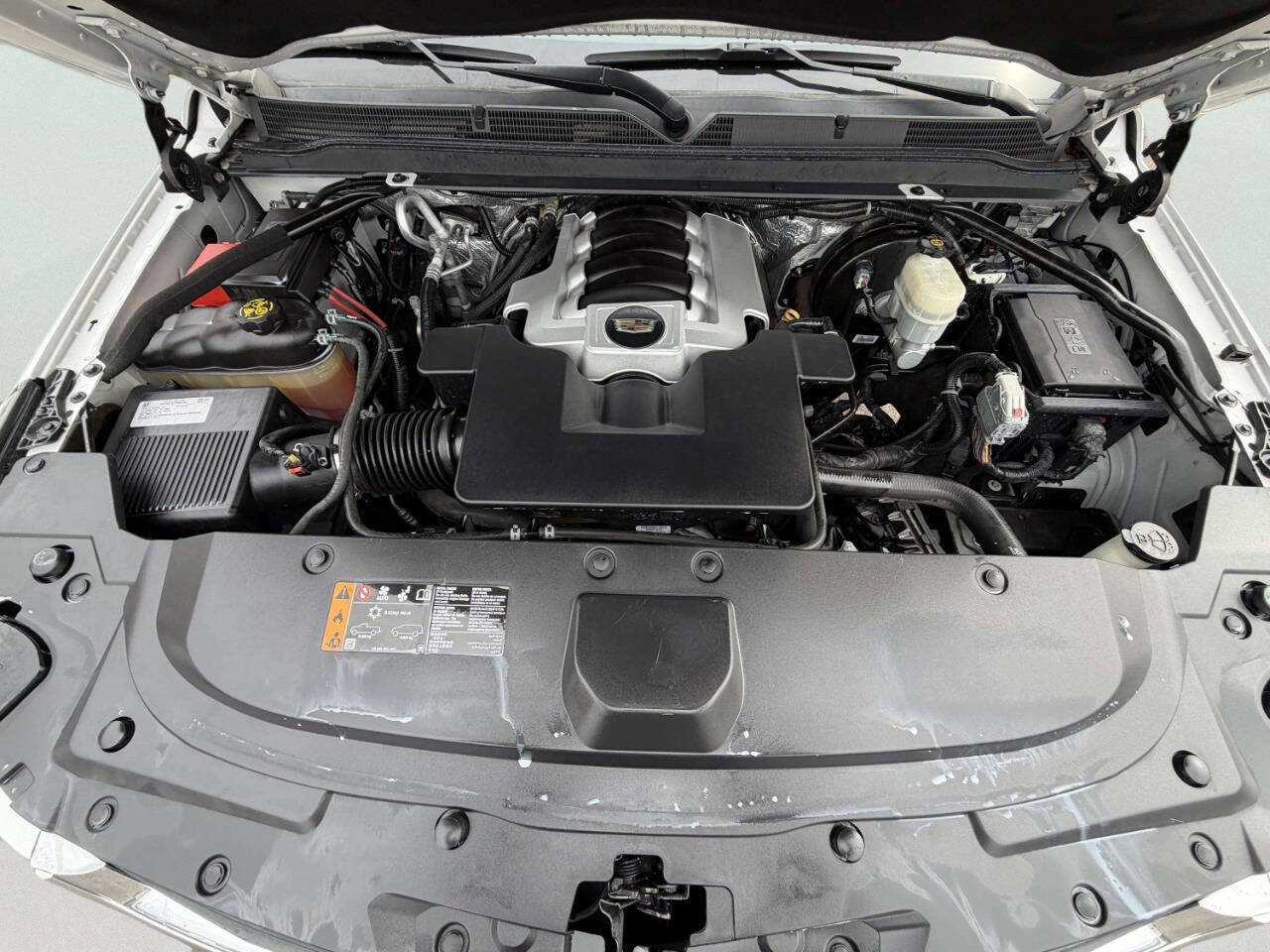 Used 2017 Cadillac Escalade ESV Luxury image 36