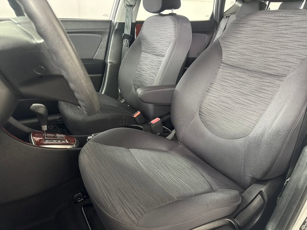 Used 2016 Hyundai Accent SE image 11