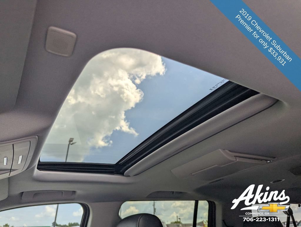 Used 2019 Chevrolet Suburban Premier AWD/4WD image 23