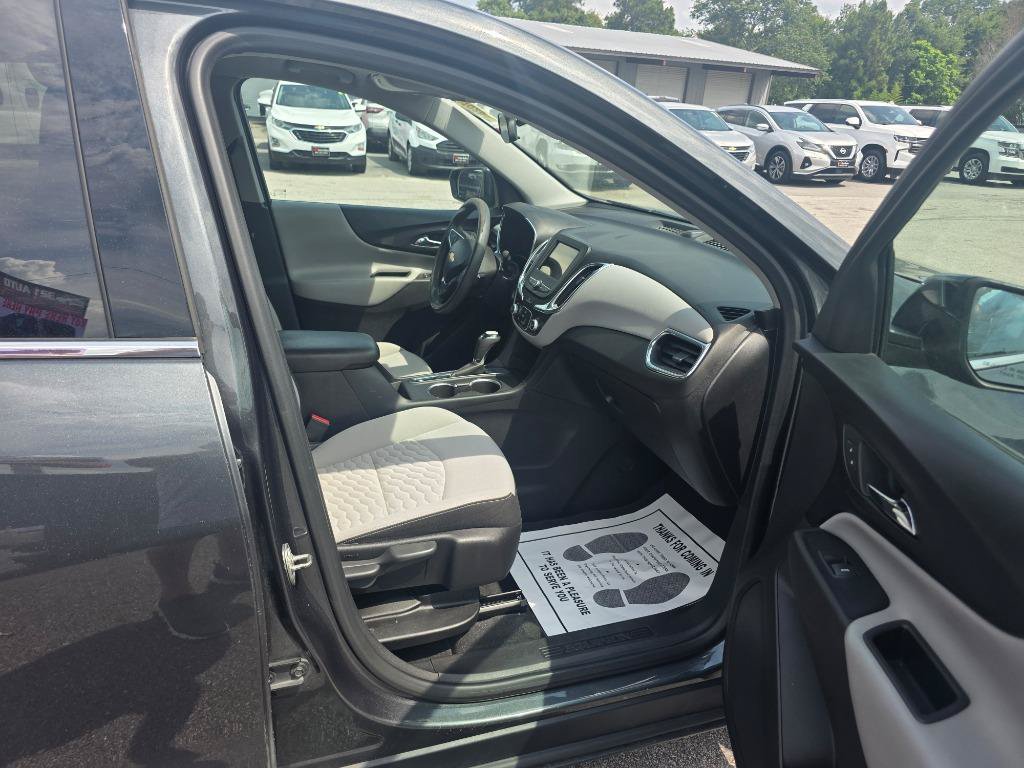 Used 2019 Chevrolet Equinox LT w/ LPO, Floor Liner Package FWD image 9