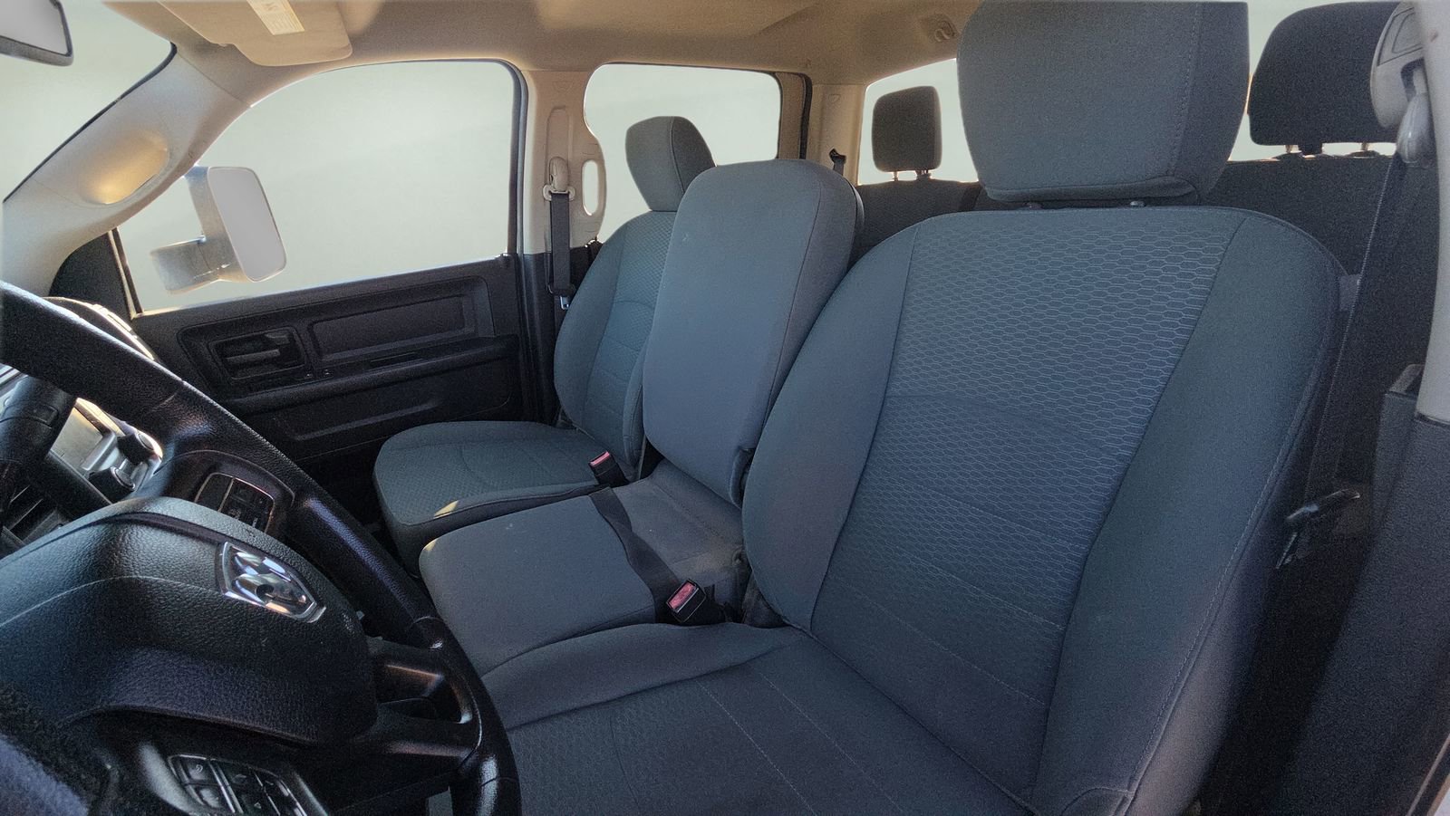 Used 2016 RAM 3500 Tradesman w/ Popular Equipment Group image 32