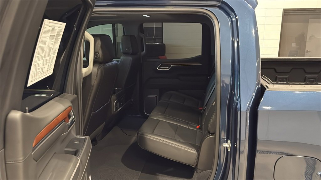 Used 2023 GMC Sierra 1500 Denali w/ Technology Package image 18