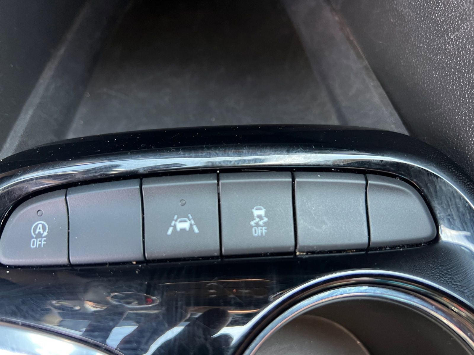 Used 2025 Buick Encore GX Preferred FWD image 24