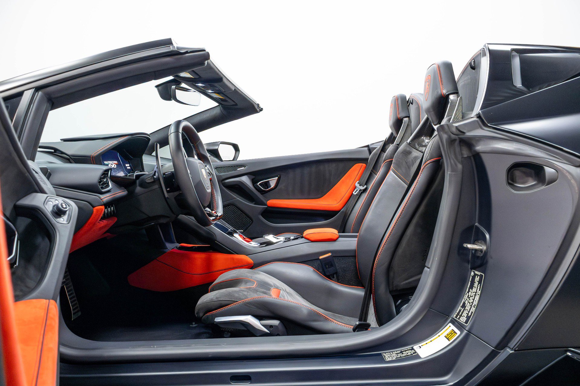 Used 2021 Lamborghini Huracan EVO RWD image 6