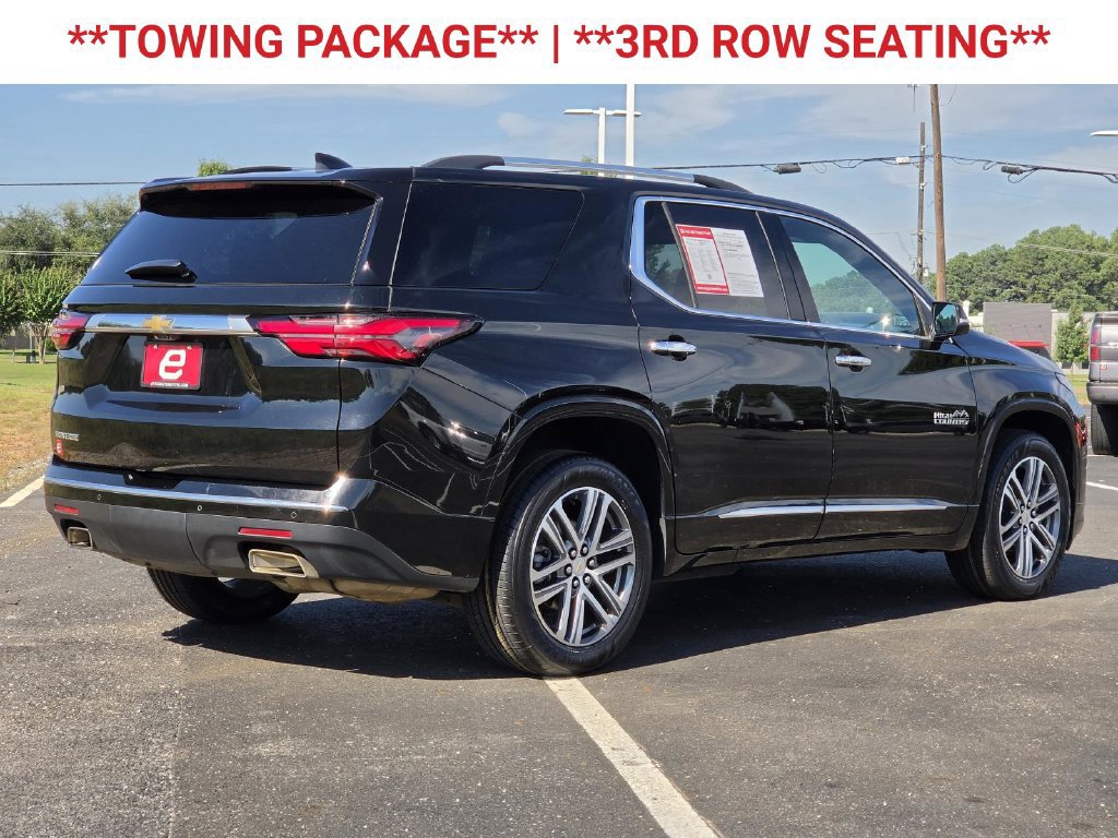 Used 2023 Chevrolet Traverse High Country FWD image 9