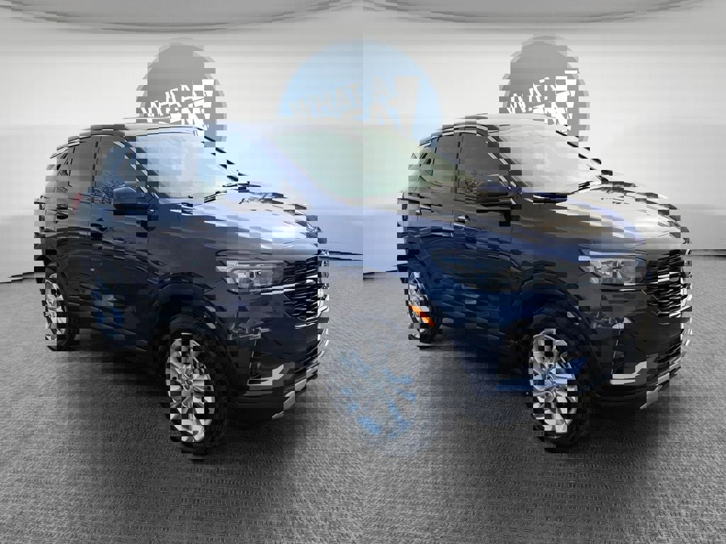 Used 2023 Buick Encore GX Preferred w/ Cold Weather Comfort Package AWD/4WD image 1