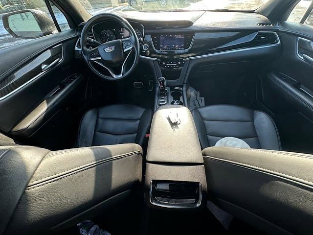 Used 2022 Cadillac XT6 Sport w/ Technology Package image 23