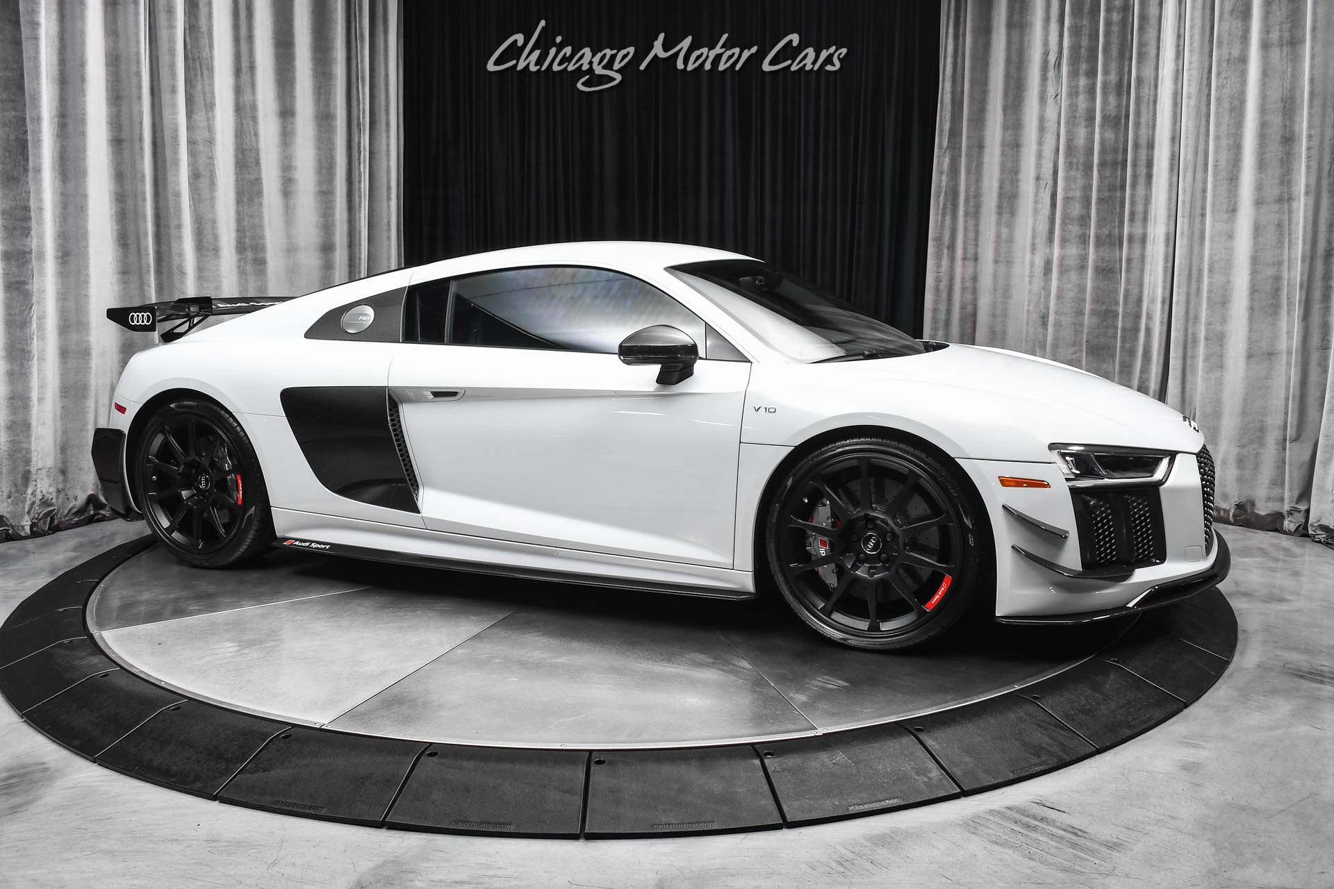 Used 2018 Audi R8 V10 plus image 6