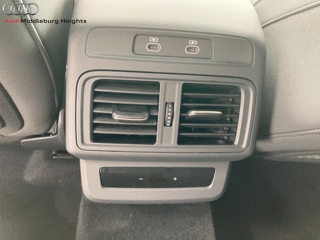 New 2025 Audi Q5 Premium Plus image 28