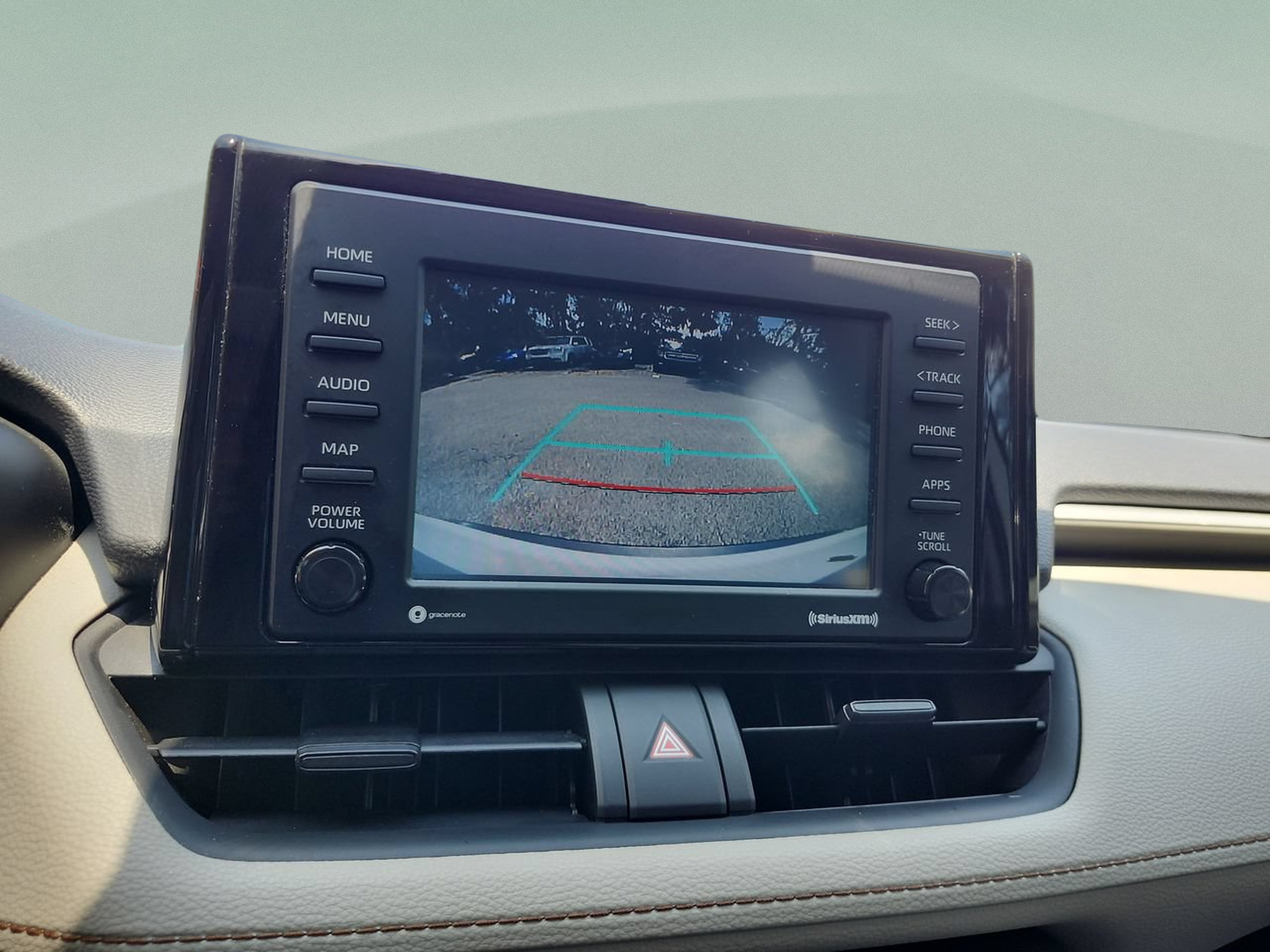 Used 2021 Toyota RAV4 XLE FWD image 22