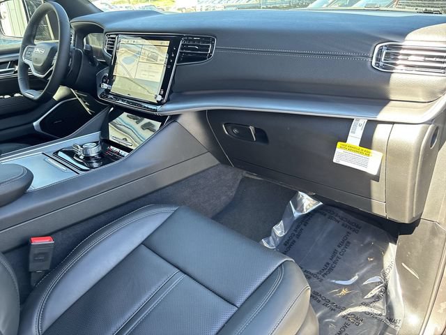 New 2026 Jeep Grand Wagoneer 4WD w/ 8-Passenger Seating Package image 13