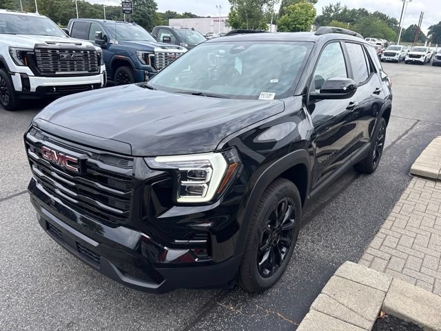 New 2027 GMC Terrain Elevation w/ Elevation Premium Package AWD/4WD image 3
