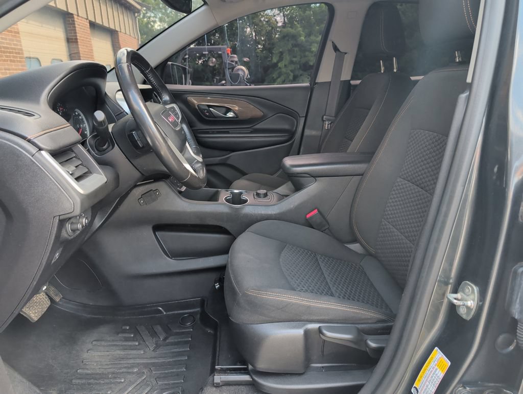 Used 2018 GMC Terrain SLE FWD image 10